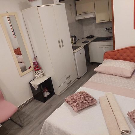 Apartment Rosse Split Exteriör bild