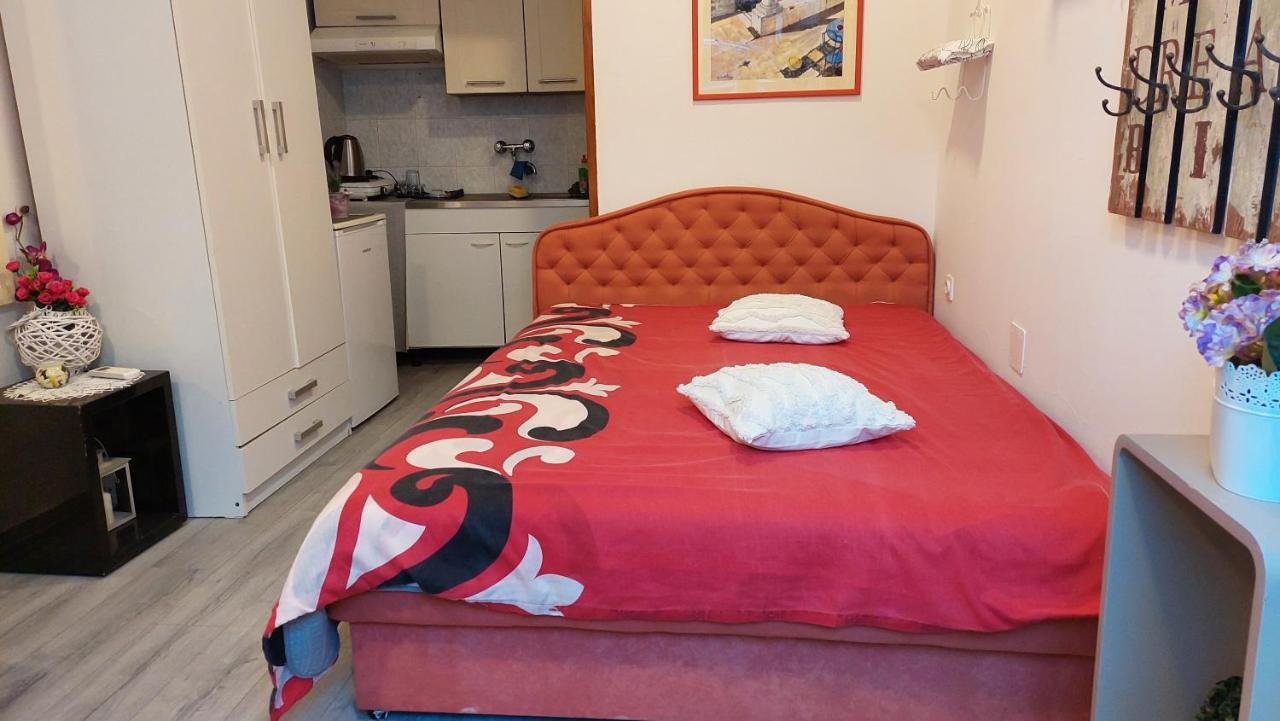 Apartment Rosse Split Exteriör bild