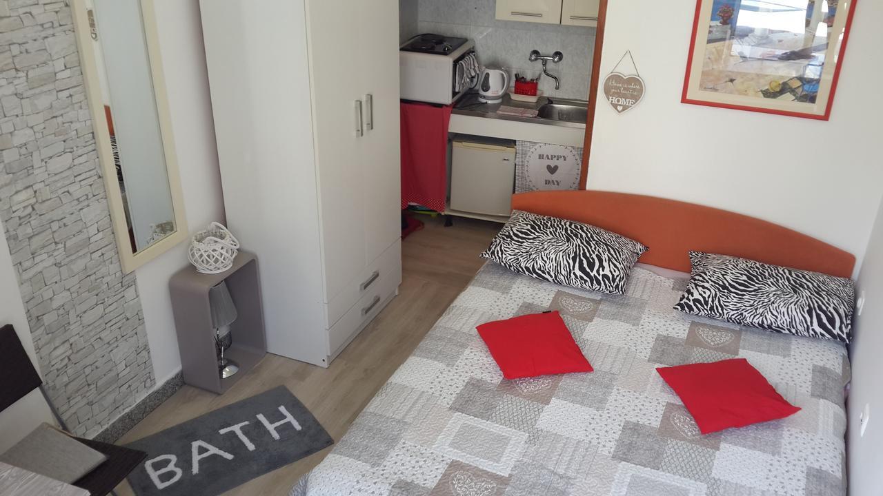 Apartment Rosse Split Exteriör bild